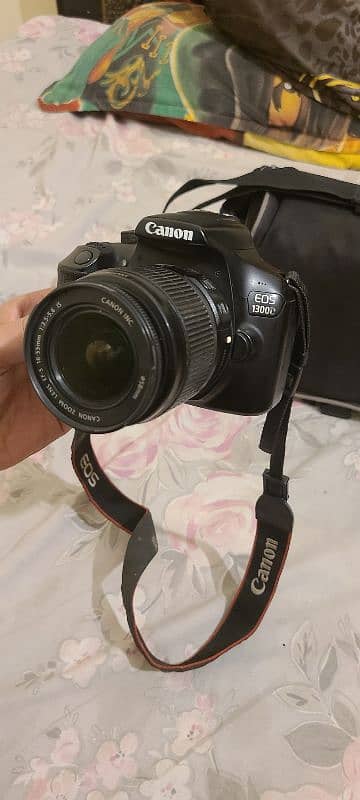 Camera 8
