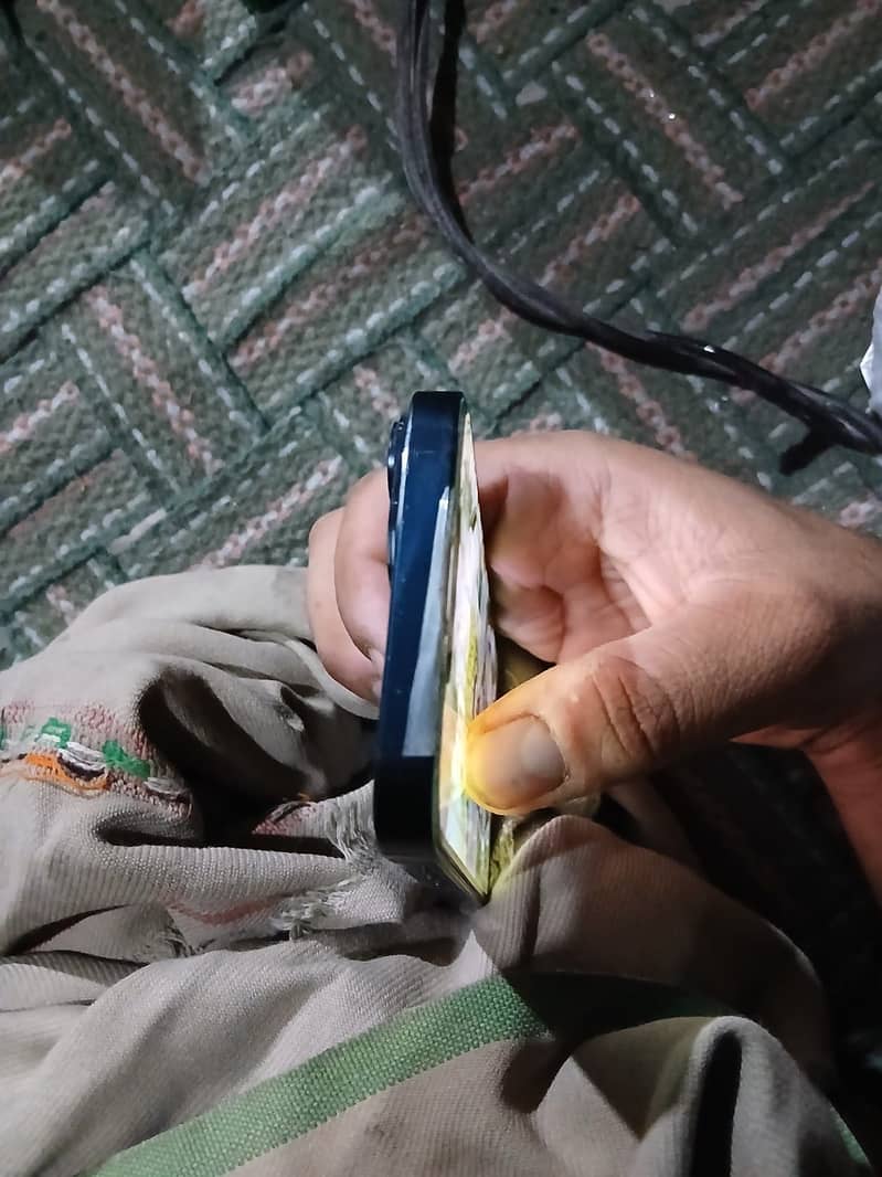 iPhone 14 5