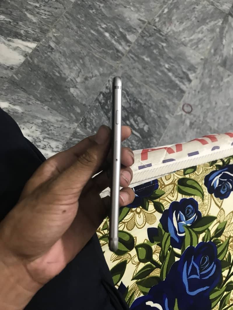Used  iphone 4
