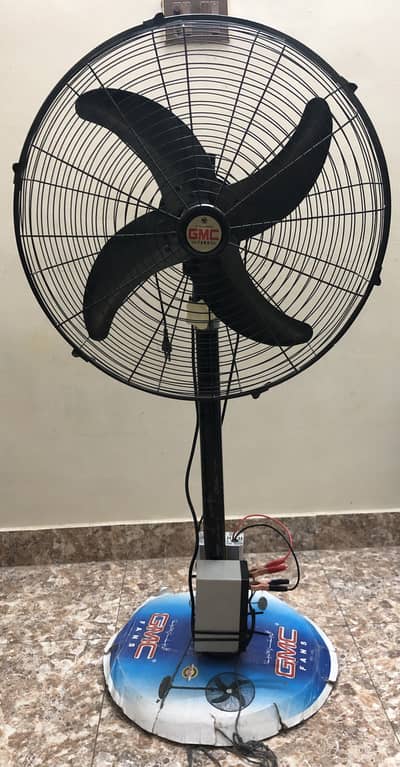 I am Selling GMC Padestal Fan Chrgeable with Battery