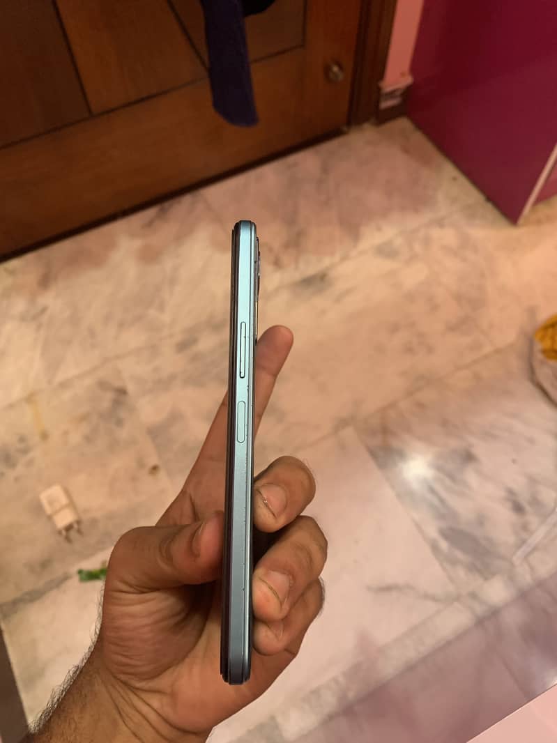 Infinix 4