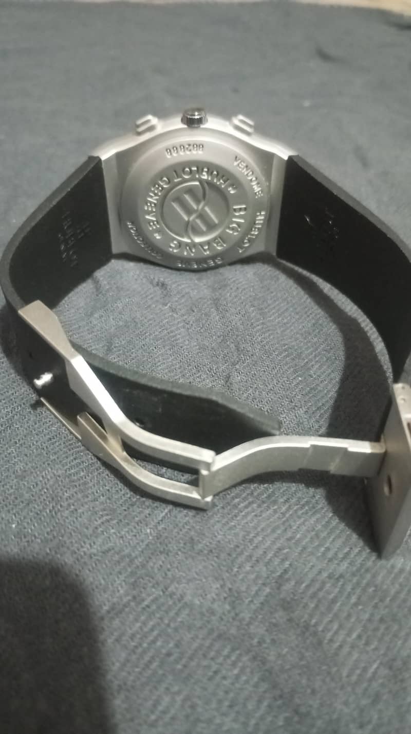 Hand watch 1