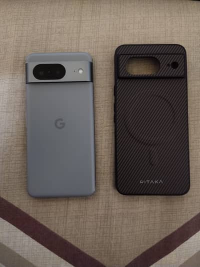 GOOGLE PIXEL 8 + CHARGER(ANKER) + CABLE