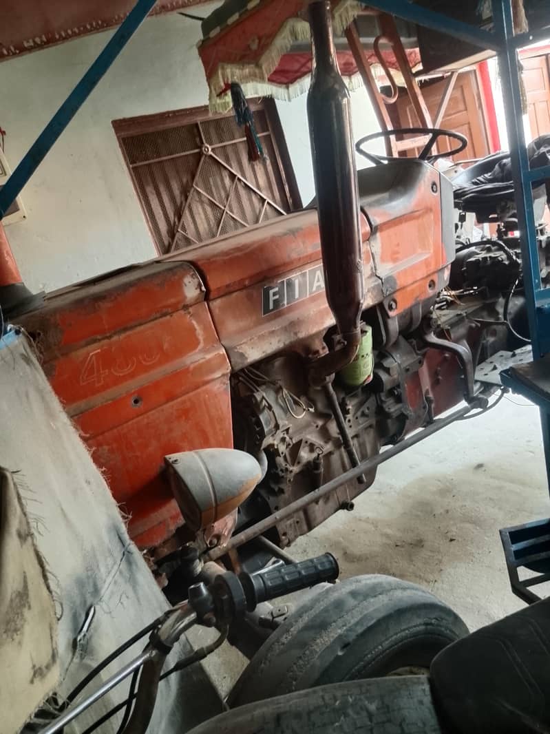 Tractor 8