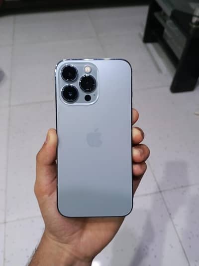 Apple iphone 13 pro 256 gb with box (FACTORY UNLOCK)