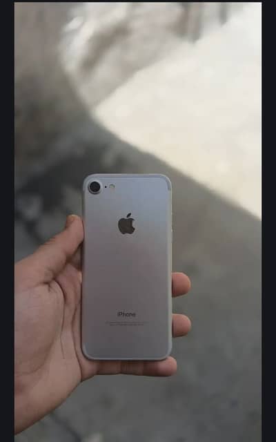 iPhone 7  03274596779