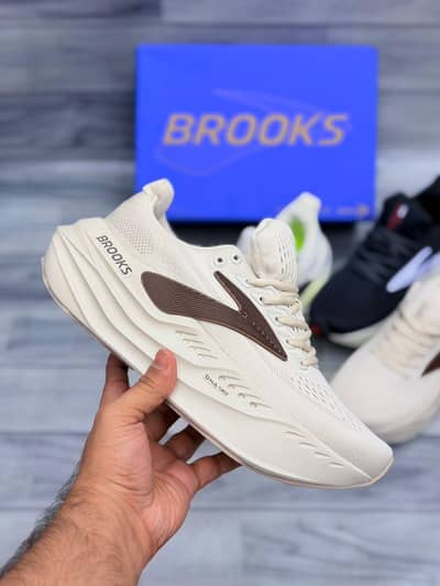 Brooks Running Shoes – Lightweight & Comfortable Sneakers for Men