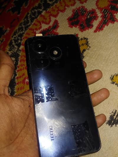 tecno spark go 4gb 64gb.