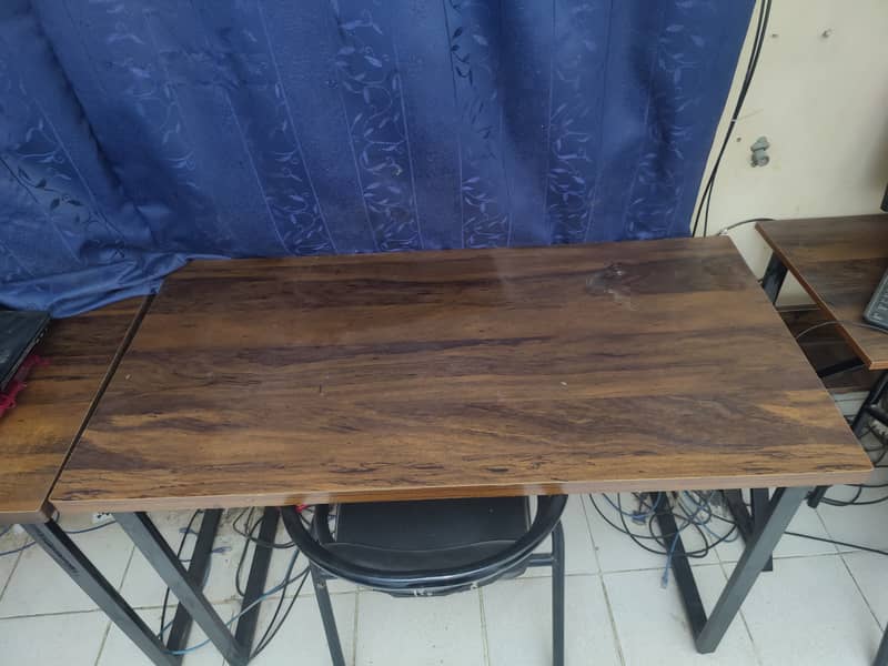 Office/home table. 0