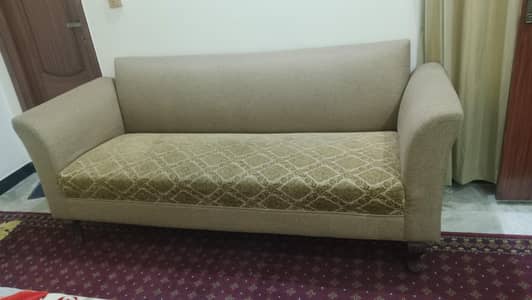 Urgent sale 5 seater solid sofa 25000