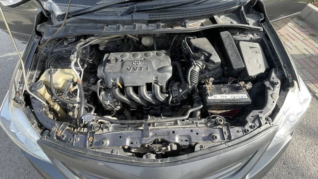 Toyota corolla GLI 2011 5
