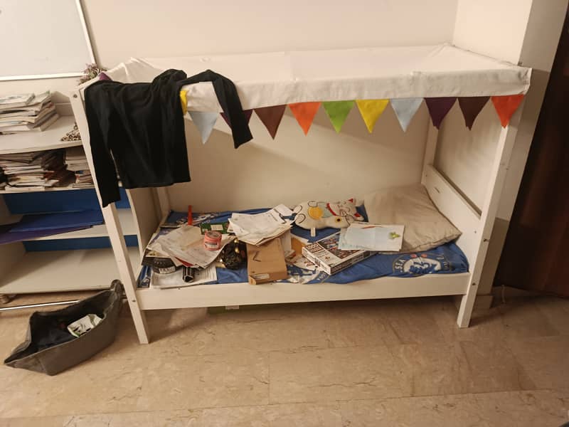 Single beds plus drawers 2