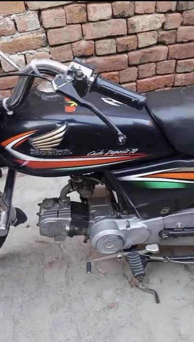 Honda Seventy | 2016 Model | Genuine Black color