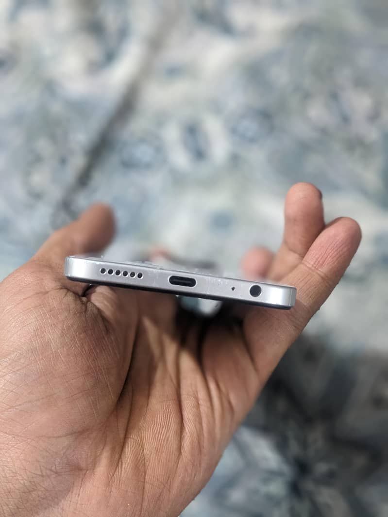 Tecno 30c 5