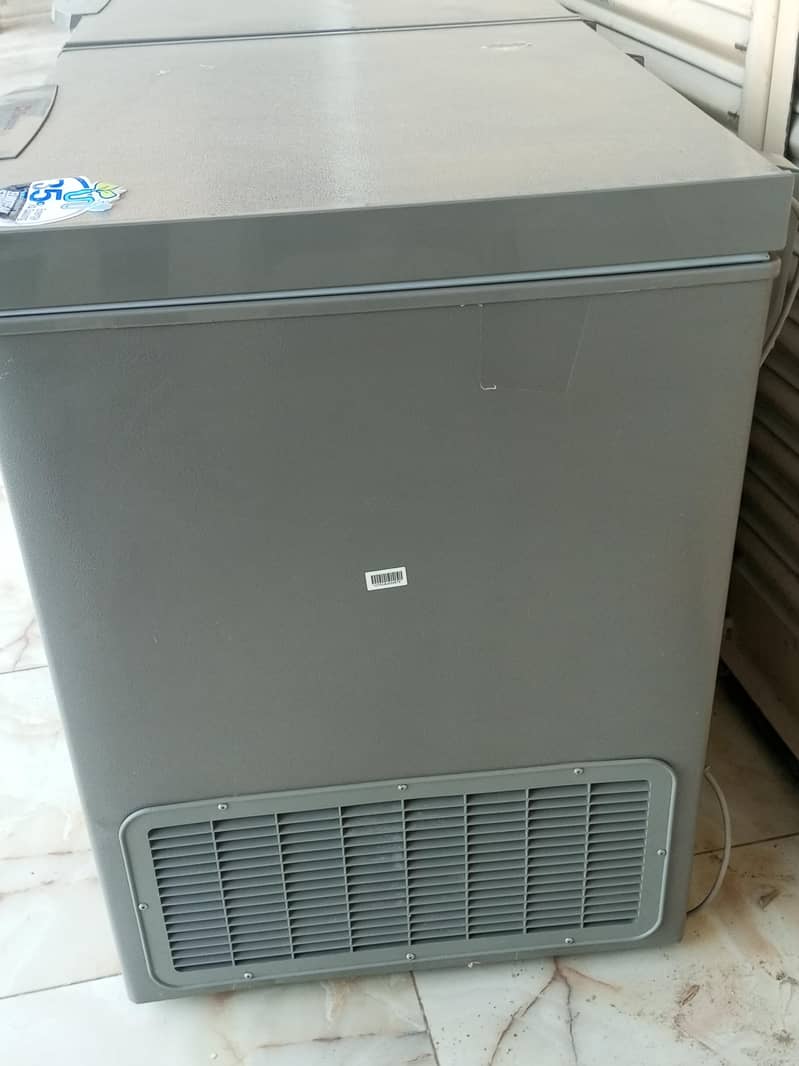 D freezer 1