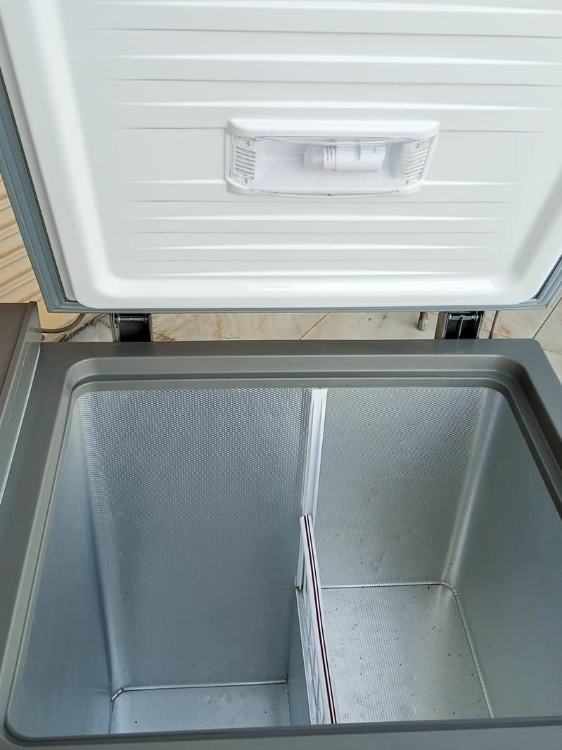 D freezer 4