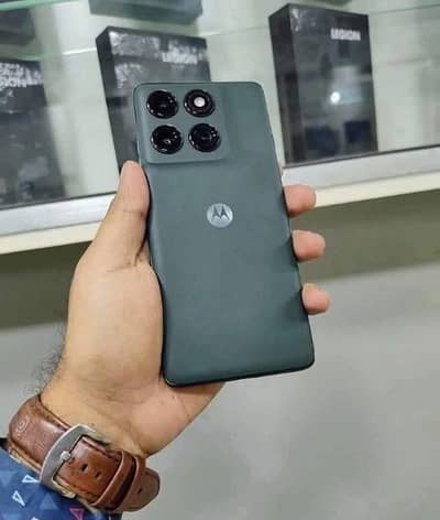 Moto edge 2025 with box 10/10
