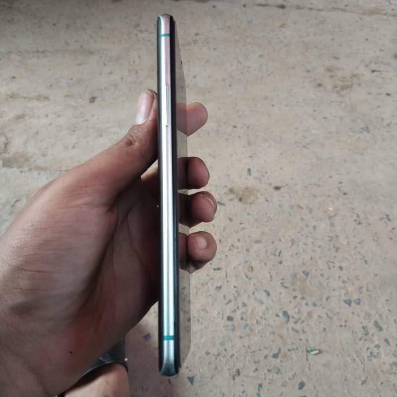 one plus 8t 2