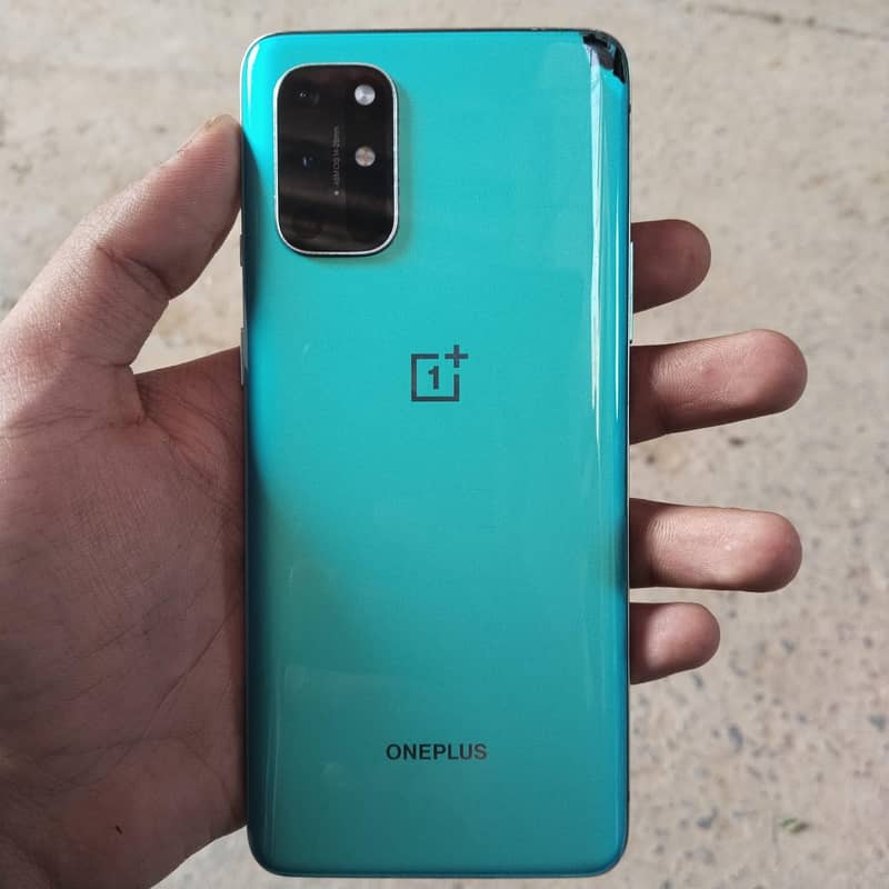 one plus 8t 4
