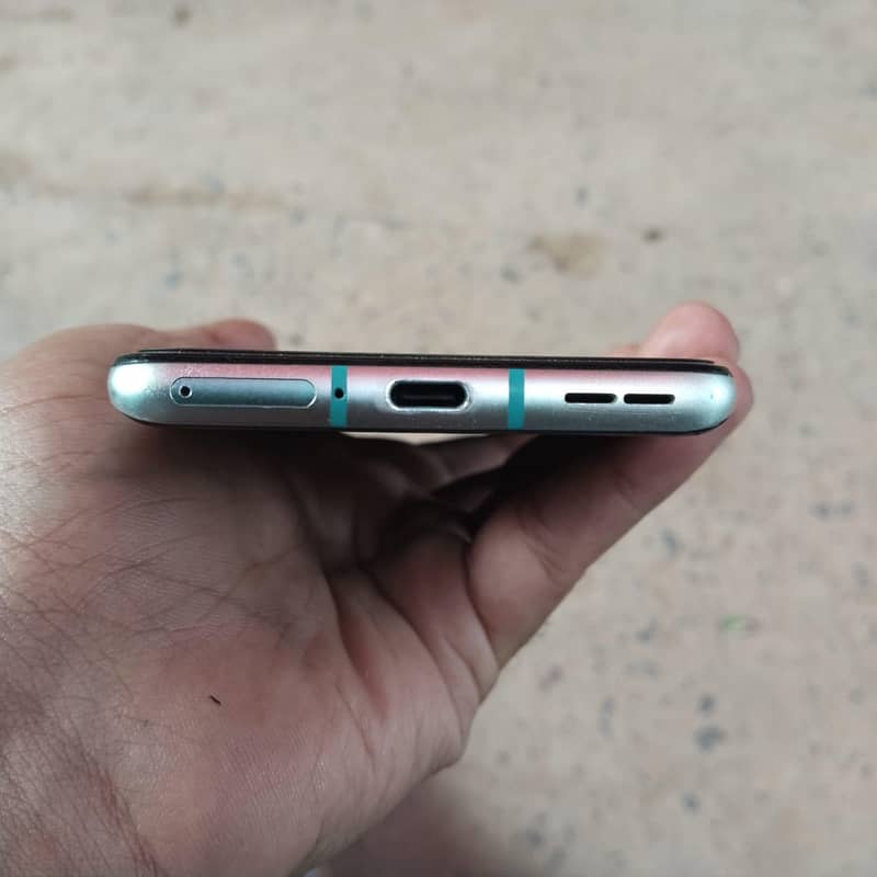 one plus 8t 6