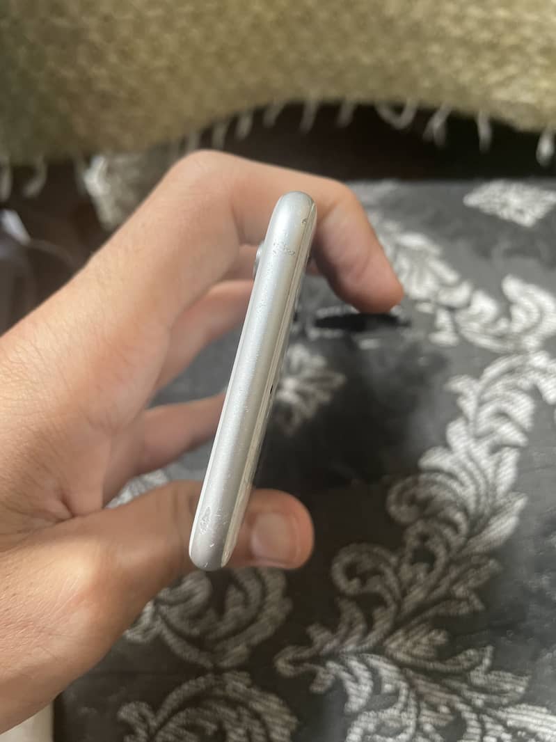 iPhone 6 3