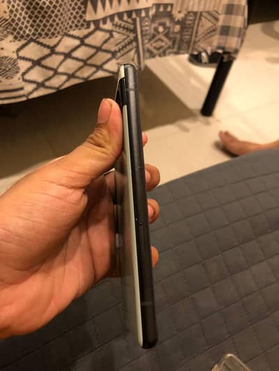 pixel 6@ with 10/10 condition all ok green  color
