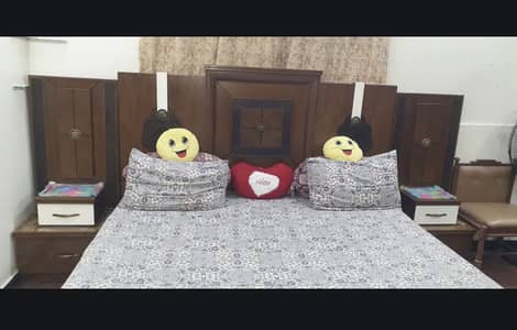Akhroot pal furniture set