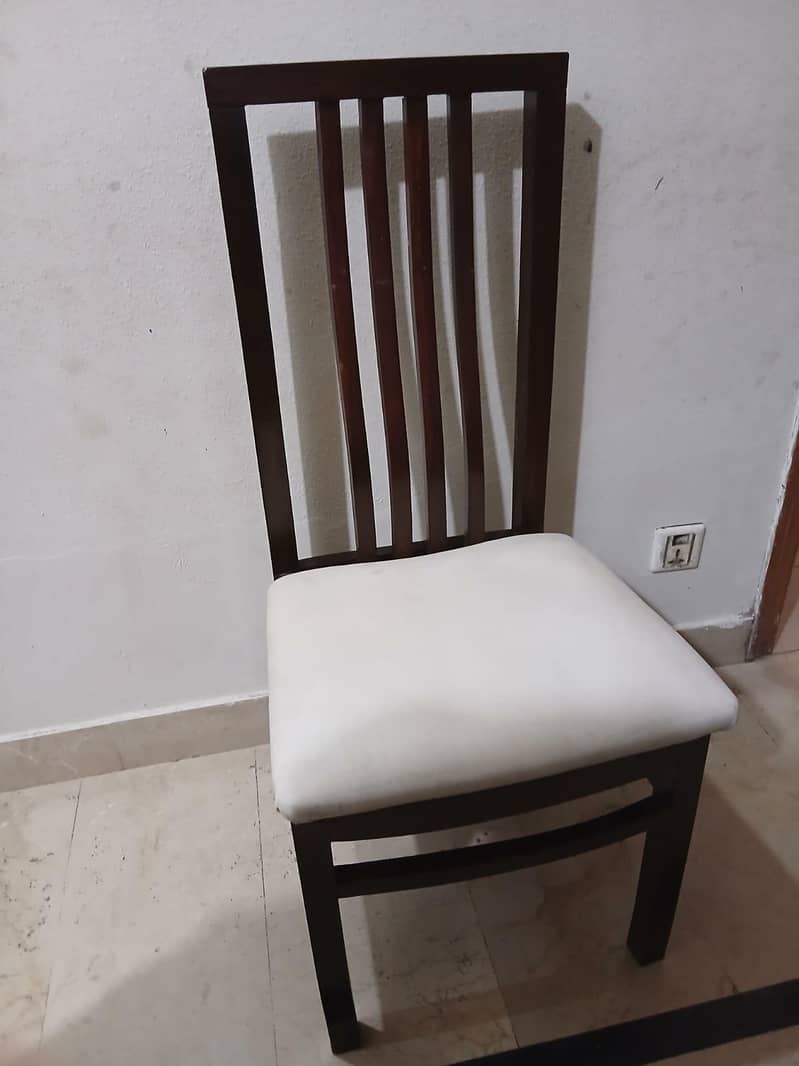 Dinning table chairs 6