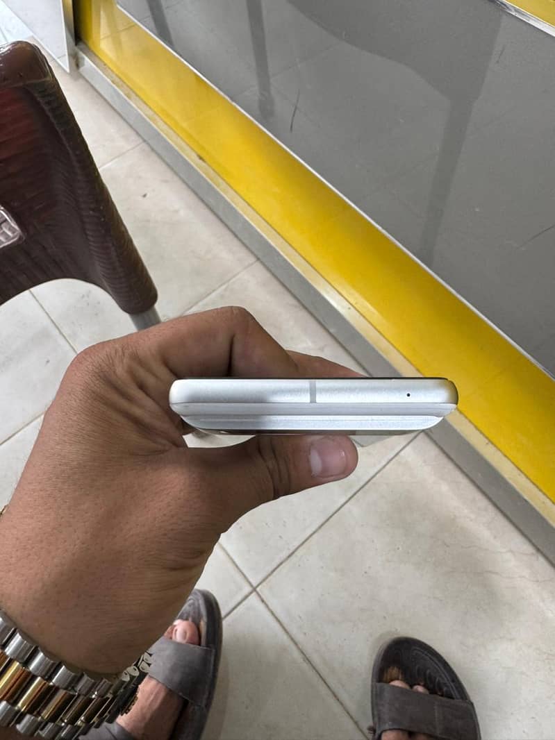 Google pixel 7 5