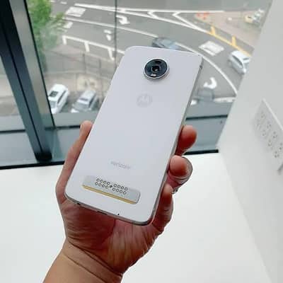 Motorla Z4 Non Approved Best Condition selled mobile All parts orignal