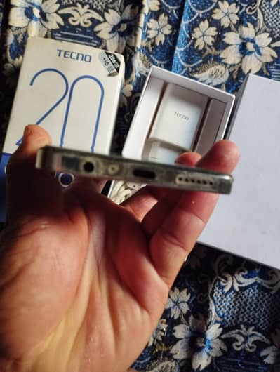 Tecno camon 20 8gp 256gp