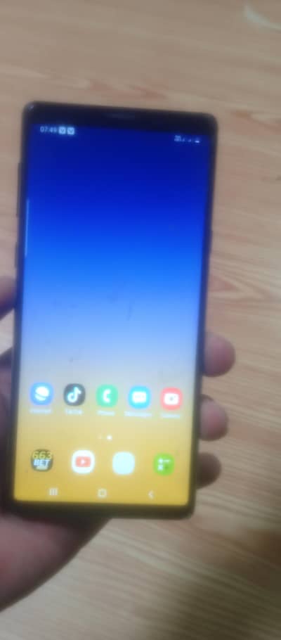 Samsung note 9 ram6gb.    128