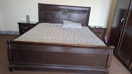  Wooden Bedroom Furniture Set for Sale 