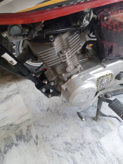 Honda 125 Bike