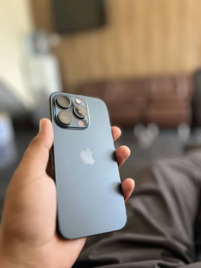 iPhone 15 pro jv blue titanium