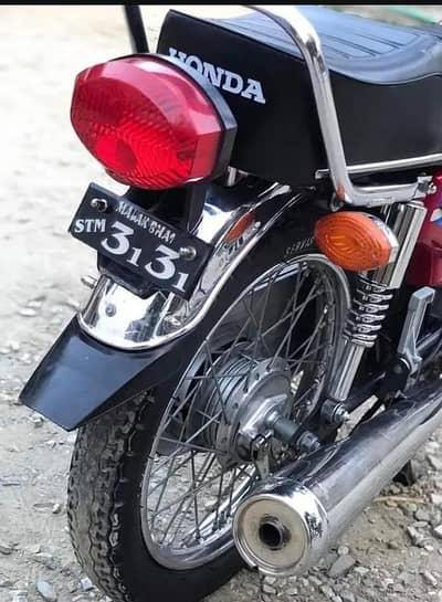Honda CB 125 2009 model urgent sale WhatsApp number 03/314/116/274