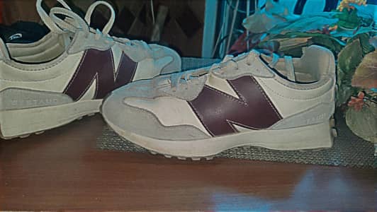 NB Newbalance Stuad shoes price 35 thousend