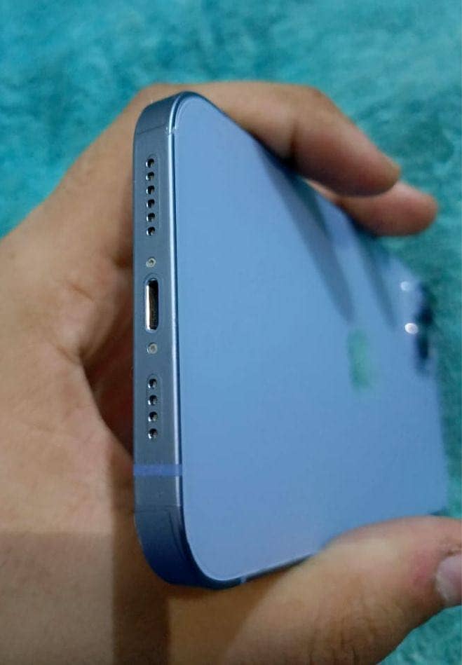 iPhone 14 Plus 3
