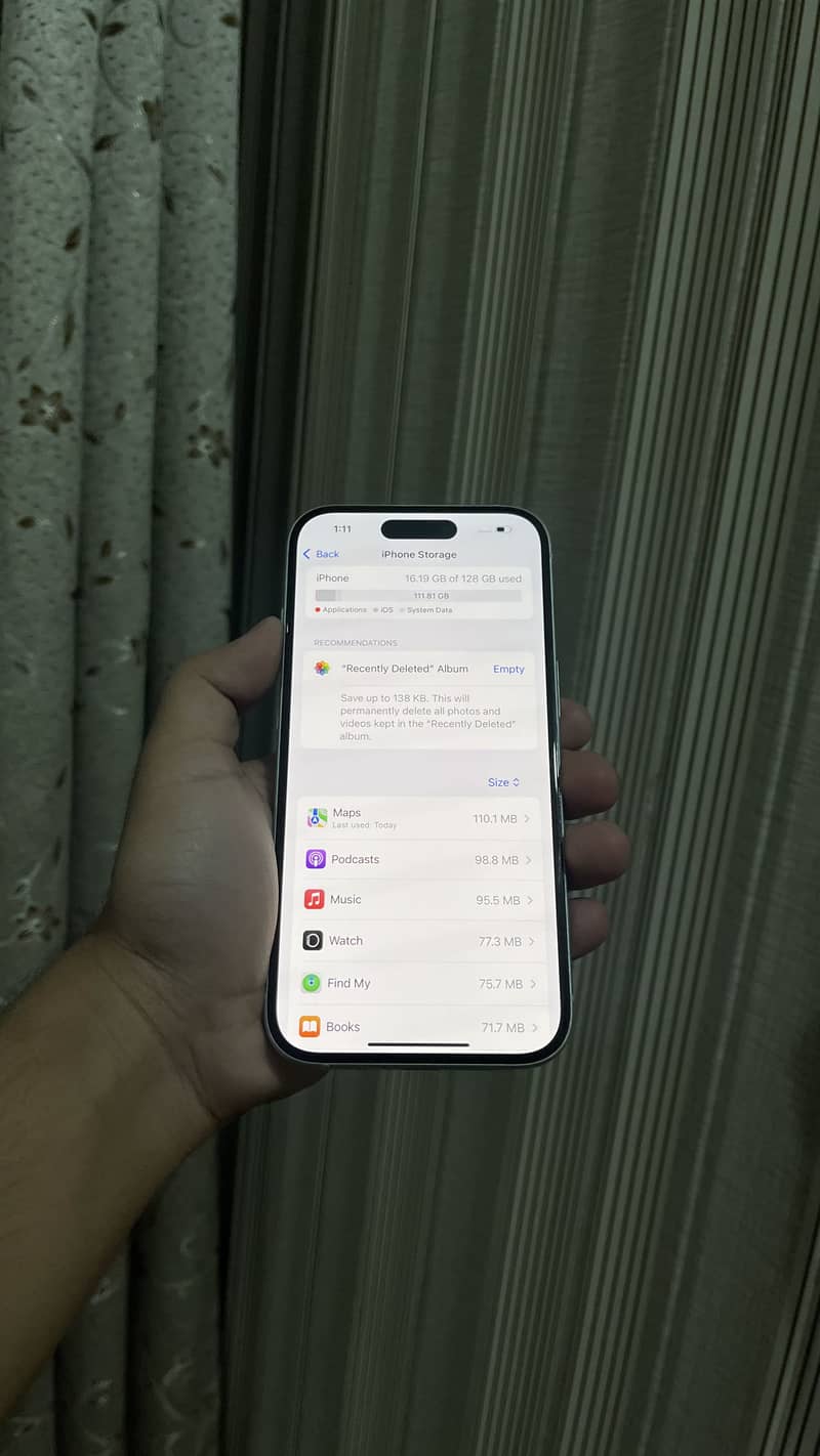 iPhone 15 1
