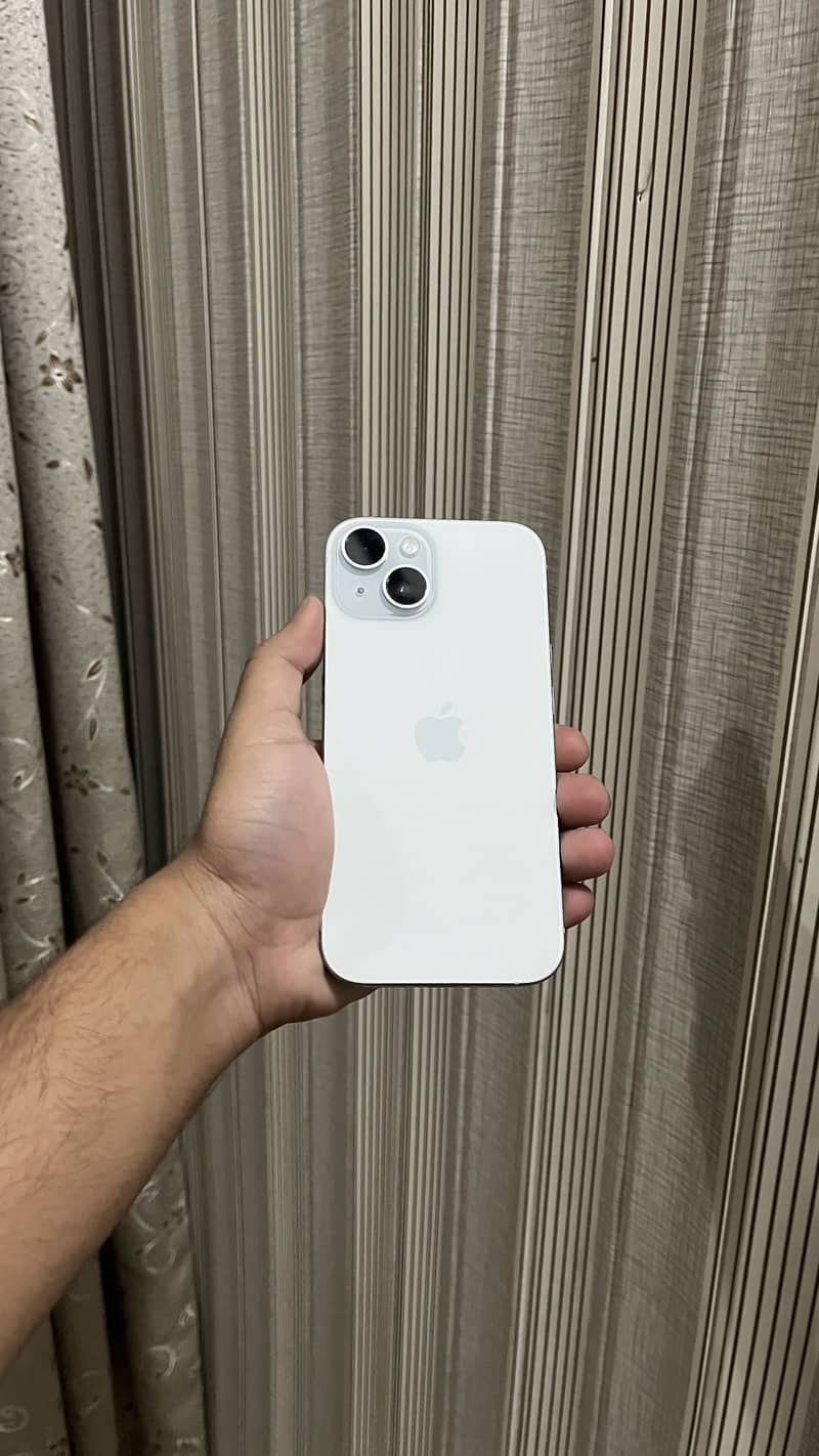 iPhone 15 2