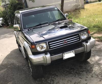 Mitsubishi Pajero Exceed 2.8D