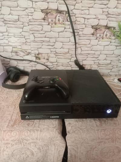 Xbox one 1tb one month game pass games inteled