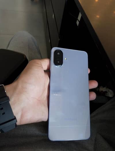 samsung galaxy A07 with box 11 ma'am warranty  10/10