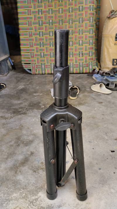 Audionic speaker stand