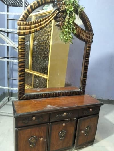 Dressing table and Side Tables for sale