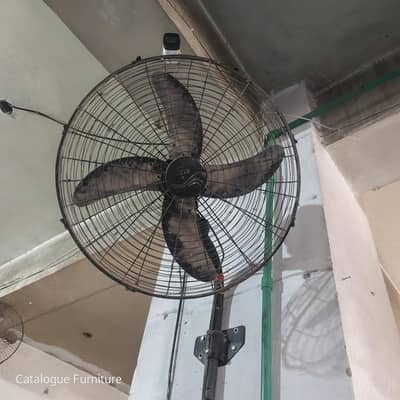 SoFi bracket fan 24 inch