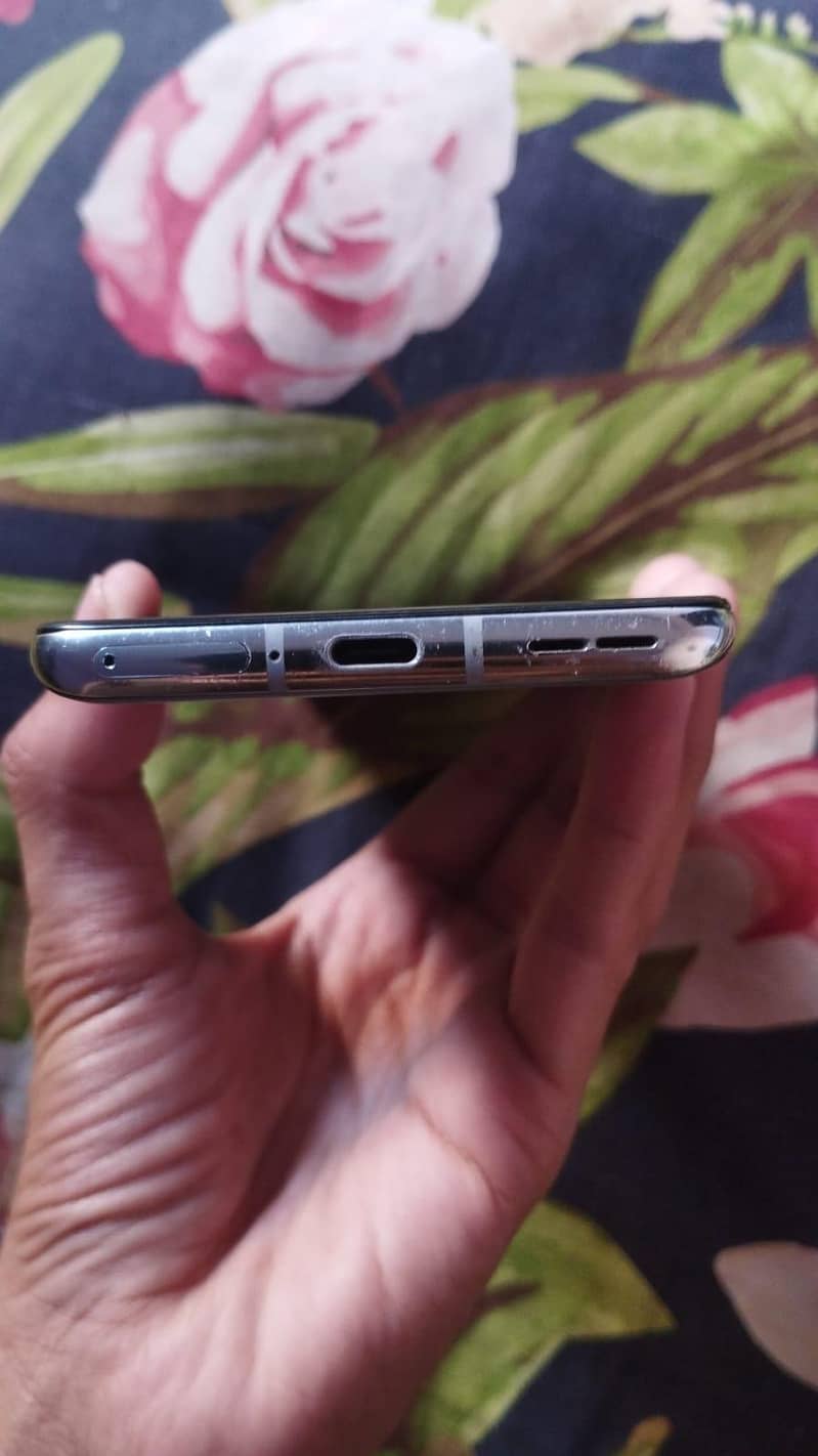 one plus 8t 3