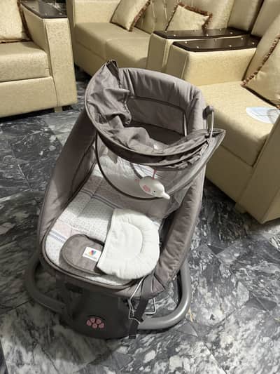 Mastela Deluxe Multifunctional Basinet
