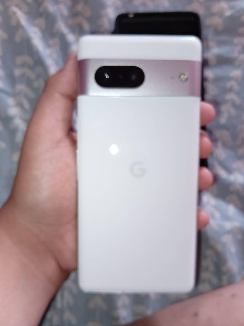 Google Pixel 7 3