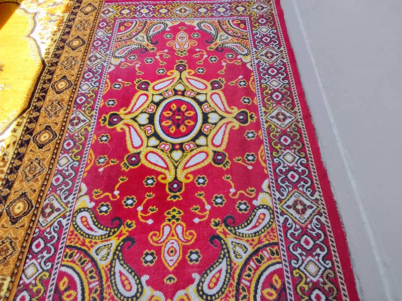 Room rug 0
